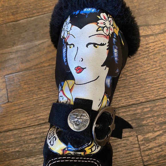 Don Ed Hardy Kiss of Death Geisha Boots size 7 - Picture 3 of 6